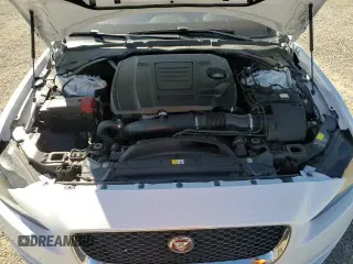 ✅ 2019 Jaguar XE 25t • VIN: SAJAR4FX1KCP52699 • Lot: 81142465. Listed on Copart with 100,883 mi. Free auction sales archive from the USA and detailed vehicle history report at DreamBid. Image 15.