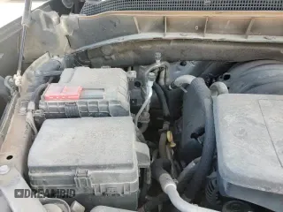 ✅ 2019 Chevrolet Silverado 1500 LT • VIN: 1GCRWCED4KZ396077 • Lot: 65411275. Wystawiony na Copart z przebiegiem 113 604 mil. Bezpłatny archiwum sprzedaży aukcyjnych z USA i szczegółowy raport historii pojazdu na DreamBid. Zdjęcie 13.