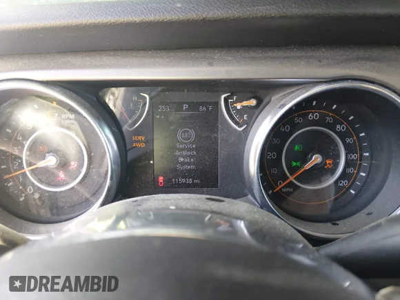 ✅ 2020 Jeep Gladiator Sport S • VIN: 1C6HJTAG1LL140047 • Lot: 45143006. Listed on IAAI with 115,938 mi. Free auction sales archive from the USA and detailed vehicle history report at DreamBid. Image 7.