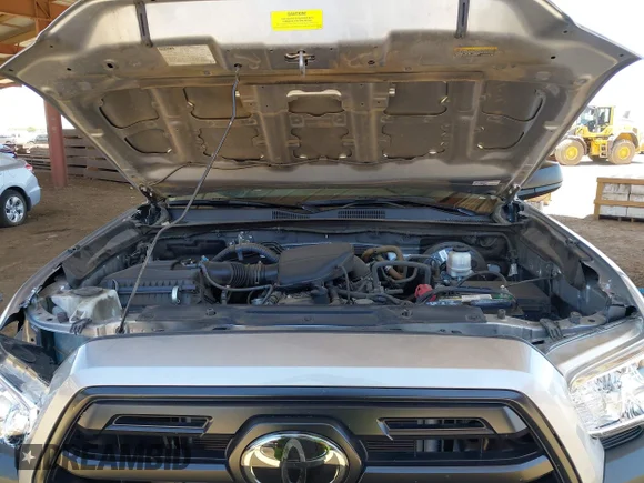 ✅ 2018 Toyota Tacoma SR5 • VIN: 5TFRX5GN6JX123943 • Lot: 45200973. Wystawiony na IAAI z przebiegiem 23 401 mil. Bezpłatny archiwum sprzedaży aukcyjnych z USA i szczegółowy raport historii pojazdu na DreamBid. Zdjęcie 10.