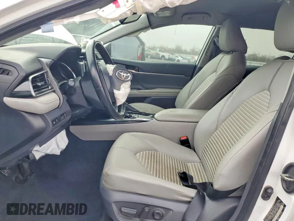 ✅ 2019 Toyota Camry SE • VIN: 4T1B11HK7KU211950 • Lot: 74661165. Wystawiony na Copart z przebiegiem 97 878 mil. Bezpłatny archiwum sprzedaży aukcyjnych z USA i szczegółowy raport historii pojazdu na DreamBid. Zdjęcie 7.