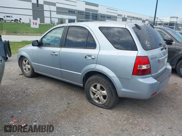 ✅ 2007 Kia Sorento LX • VIN: KNDJD736X75679502 • Lot: 43264418. Wystawiony na IAAI z przebiegiem 175 457 mil. Bezpłatny archiwum sprzedaży aukcyjnych z USA i szczegółowy raport historii pojazdu na DreamBid. Zdjęcie 3.