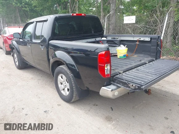 ✅ 2010 Nissan Frontier SE • VIN: 1N6AD0EV4AC439034 • Lot: 45129908. Wystawiony na IAAI z przebiegiem 138 262 mil. Bezpłatny archiwum sprzedaży aukcyjnych z USA i szczegółowy raport historii pojazdu na DreamBid. Zdjęcie 3.