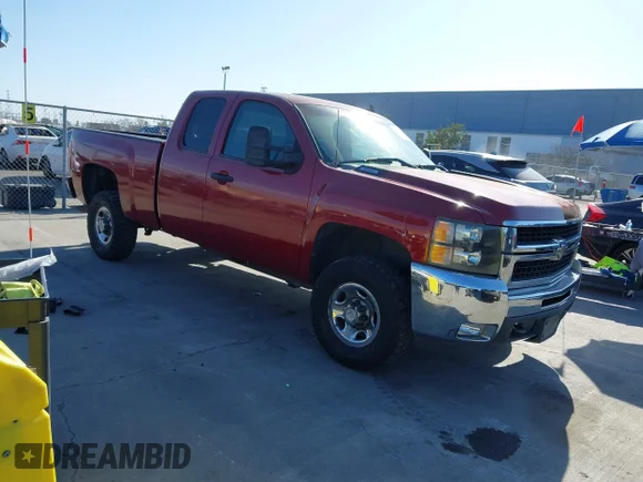 ✅ 2008 Chevrolet Silverado 2500HD LTZ • VIN: 1GCHK29K08E130646 • Lot: 44336158. Listed on IAAI with 177,703 mi. Free auction sales archive from the USA and detailed vehicle history report at DreamBid. Image 1.