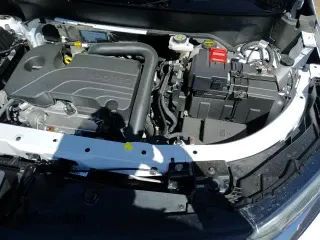 ✅ 2025 Chevrolet Equinox AWD LT • VIN: 3GNAXPEG7SL183828 • Lot: 52307915. Wystawiony na Copart z przebiegiem 1 379 mil. Bezpłatny archiwum sprzedaży aukcyjnych z USA i szczegółowy raport historii pojazdu na DreamBid. Zdjęcie 14.