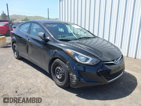 ✅ 2016 Hyundai Elantra SE • VIN: 5NPDH4AE0GH714607 • Lot: 44898103. Wystawiony na IAAI z przebiegiem 134 556 mil. Bezpłatny archiwum sprzedaży aukcyjnych z USA i szczegółowy raport historii pojazdu na DreamBid. Zdjęcie 1.