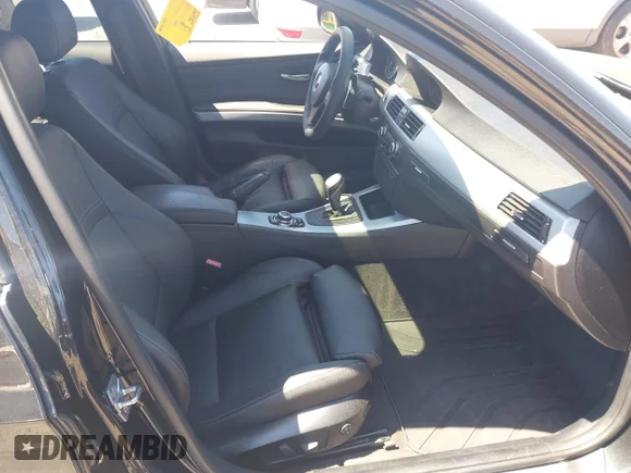 ✅ 2011 BMW 3 Series 335i • VIN: WBAPM5C50BE575841 • Лот: 44817393. Опубліковано раніше на IAAI з пробігом 145 497 миль. Безкоштовний доступ до архіву аукціонних продажів зі США та докладний звіт про історію автомобіля на DreamBid. Зображення 5.