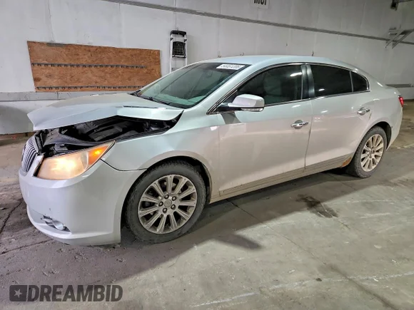✅ 2013 Buick LaCrosse Leather • VIN: 1G4GC5E39DF303623 • Лот: 54461206. Опубликован ранее на Copart с пробегом 177 967 миль. Бесплатный доступ к архиву аукционных продаж из США и подробный отчёт об истории автомобиля на DreamBid. Изображение 1.