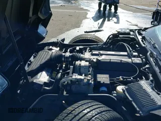 ✅ 1994 Chevrolet Corvette • VIN: 1G1YY22P8R5110000 • Lot: 42279718. Wystawiony na IAAI z przebiegiem 94 723 mil. Bezpłatny archiwum sprzedaży aukcyjnych z USA i szczegółowy raport historii pojazdu na DreamBid. Zdjęcie 21.