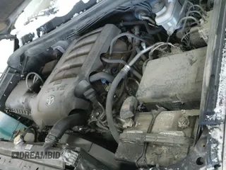 ✅ 2016 Toyota Tundra Platinum • VIN: 5TFAY5F10GX505189 • Lot: 41598657. Listed on IAAI with 106,372 mi. Free auction sales archive from the USA and detailed vehicle history report at DreamBid. Image 18.