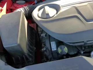 ✅ 2019 Jeep Cherokee Trailhawk • VIN: 1C4PJMBX3KD217003 • Лот: 86504595. Опубликован ранее на Copart с пробегом 93 818 миль. Бесплатный доступ к архиву аукционных продаж из США и подробный отчёт об истории автомобиля на DreamBid. Изображение 17.