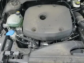 ✅ 2022 Volvo XC40 Momentum • VIN: YV4AC2HKXN2760409 • Лот: 56512675. Опубликован ранее на Copart с пробегом 83 069 миль. Бесплатный доступ к архиву аукционных продаж из США и подробный отчёт об истории автомобиля на DreamBid. Изображение 13.