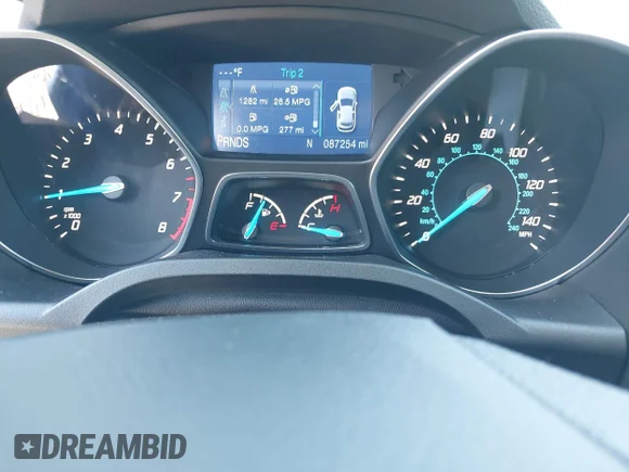 ✅ 2013 Ford Escape SE • VIN: 1FMCU0GX4DUD64338 • Lot: 45021640. Listed on IAAI with 87,254 mi. Free auction sales archive from the USA and detailed vehicle history report at DreamBid. Image 7.