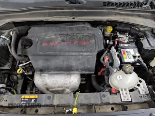 ✅ 2017 Jeep Renegade Altitude • VIN: ZACCJABB3HPF97519 • Лот: 80758175. Опубликован ранее на Copart с пробегом 126 410 миль. Бесплатный доступ к архиву аукционных продаж из США и подробный отчёт об истории автомобиля на DreamBid. Изображение 13.