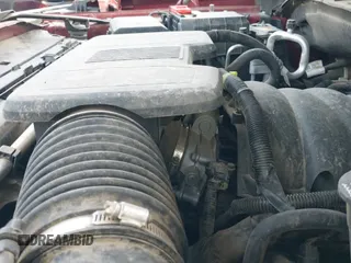 ✅ 2019 Chevrolet Silverado 1500 LT • VIN: 1GCUYDED0KZ156731 • Lot: 43013452. Wystawiony na IAAI z przebiegiem 61 357 mil. Bezpłatny archiwum sprzedaży aukcyjnych z USA i szczegółowy raport historii pojazdu na DreamBid. Zdjęcie 20.