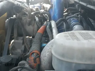 ✅ 2011 Chevrolet Silverado 2500HD LT • VIN: 1GC1KXC88BF236436 • Lot: 43161950. Wystawiony na IAAI z przebiegiem 255 184 mil. Bezpłatny archiwum sprzedaży aukcyjnych z USA i szczegółowy raport historii pojazdu na DreamBid. Zdjęcie 18.