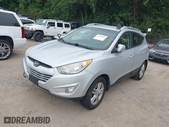 ✅ 2013 Hyundai Tucson GLS • VIN: KM8JU3AC0DU584557 • Lot: 45418055. Wystawiony na IAAI z przebiegiem 191 042 mil. Bezpłatny archiwum sprzedaży aukcyjnych z USA i szczegółowy raport historii pojazdu na DreamBid. Zdjęcie 2.