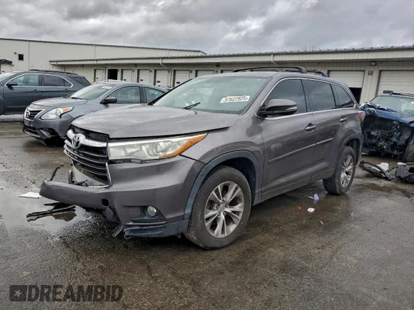 ✅ 2015 Toyota Highlander LE • VIN: 5TDZKRFH5FS095986 • Lot: 97622925. Listed on Copart with 156,029 mi. Free auction sales archive from the USA and detailed vehicle history report at DreamBid. Image 1.