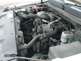 ✅ 2008 GMC Sierra 1500 Work Truck • VIN: 1GTEC14X38Z276996 • Лот: 43737138. Опубликован ранее на IAAI с пробегом 274 987 миль. Бесплатный доступ к архиву аукционных продаж из США и подробный отчёт об истории автомобиля на DreamBid. Изображение 22.