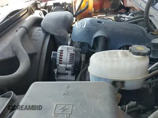 ✅ 2005 Chevrolet Silverado 2500HD LS • VIN: 1GCHK23U85F835517 • Lot: 42348998. Wystawiony na IAAI z przebiegiem 206 783 mil. Bezpłatny archiwum sprzedaży aukcyjnych z USA i szczegółowy raport historii pojazdu na DreamBid. Zdjęcie 19.