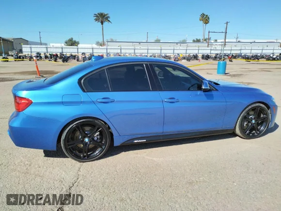 ✅ 2015 BMW 3 Series 328i • VIN: WBA3A5G58FNS83961 • Lot: 42073343. Wystawiony na Copart z przebiegiem 57 724 mil. Bezpłatny archiwum sprzedaży aukcyjnych z USA i szczegółowy raport historii pojazdu na DreamBid. Zdjęcie 3.