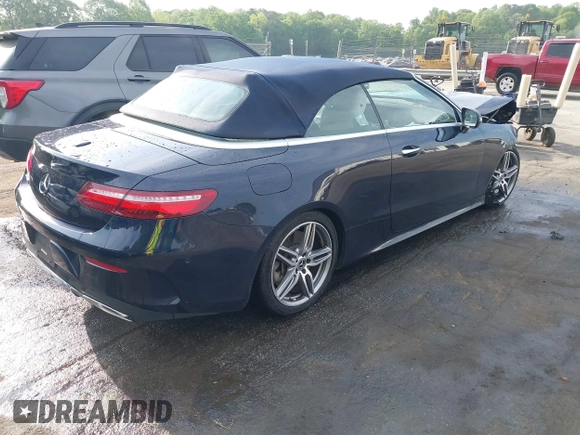 ✅ 2019 Mercedes-Benz E 450 • VIN: WDD1K6HB5KF101032 • Lot: 42094341. Wystawiony na IAAI z przebiegiem 47 523 mil. Bezpłatny archiwum sprzedaży aukcyjnych z USA i szczegółowy raport historii pojazdu na DreamBid. Zdjęcie 4.