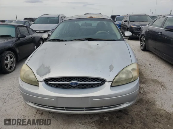 ✅ 2001 Ford Taurus SES • VIN: 1FAFP55U31G278078 • Lot: 76203284. Listed on Copart with 159,203 mi. Free auction sales archive from the USA and detailed vehicle history report at DreamBid. Image 5.