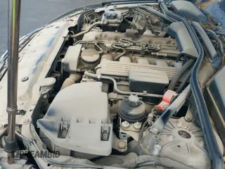 ✅ 2006 BMW 5 Series 525i • VIN: WBANE53516CK91222 • Lot: 42797138. Wystawiony na IAAI z przebiegiem 144 581 mil. Bezpłatny archiwum sprzedaży aukcyjnych z USA i szczegółowy raport historii pojazdu na DreamBid. Zdjęcie 12.