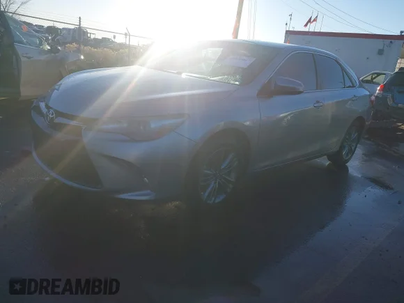 ✅ 2016 Toyota Camry LE • VIN: 4T1BF1FK5GU202479 • Lot: 44036087. Wystawiony na IAAI z przebiegiem 111 035 mil. Bezpłatny archiwum sprzedaży aukcyjnych z USA i szczegółowy raport historii pojazdu na DreamBid. Zdjęcie 2.
