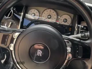 ✅ 2010 Rolls-Royce Ghost • VIN: SCA664S56AUX48598 • Lot: 91570035. Wystawiony na Copart z przebiegiem 69 424 mil. Bezpłatny archiwum sprzedaży aukcyjnych z USA i szczegółowy raport historii pojazdu na DreamBid. Zdjęcie 11.