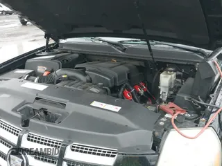 ✅ 2009 Cadillac Escalade • VIN: 1GYFK43549R131485 • Lot: 41514615. Wystawiony na IAAI z przebiegiem 177 174 mil. Bezpłatny archiwum sprzedaży aukcyjnych z USA i szczegółowy raport historii pojazdu na DreamBid. Zdjęcie 12.