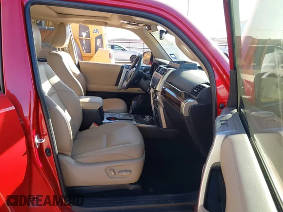 ✅ 2023 Toyota 4Runner Limited • VIN: JTEKU5JR2P6155451 • Lot: 44644468. Wystawiony na IAAI z przebiegiem 26 709 mil. Bezpłatny archiwum sprzedaży aukcyjnych z USA i szczegółowy raport historii pojazdu na DreamBid. Zdjęcie 5.