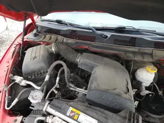 ✅ 2019 Ram 1500 Warlock • VIN: 1C6RR6GG1KS616386 • Лот: 67288035. Опубликован ранее на Copart с пробегом 117 497 миль. Бесплатный доступ к архиву аукционных продаж из США и подробный отчёт об истории автомобиля на DreamBid. Изображение 16.