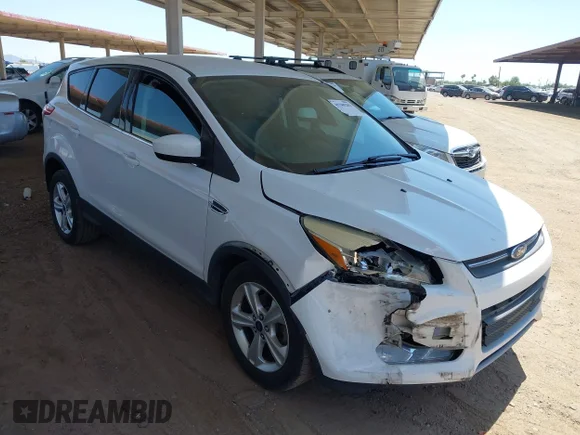✅ 2015 Ford Escape SE • VIN: 1FMCU0GXXFUC23826 • Lot: 45385282. Wystawiony na IAAI z przebiegiem 119 051 mil. Bezpłatny archiwum sprzedaży aukcyjnych z USA i szczegółowy raport historii pojazdu na DreamBid. Zdjęcie 1.