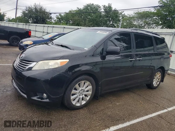 ✅ 2014 Toyota Sienna XLE • VIN: 5TDDK3DC3ES089407 • Lot: 59188896. Wystawiony na Copart z przebiegiem 247 191 mil. Bezpłatny archiwum sprzedaży aukcyjnych z USA i szczegółowy raport historii pojazdu na DreamBid. Zdjęcie 1.