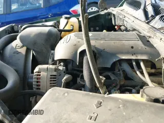 2002 Chevrolet Silverado 1500 LS с VIN 1GCEK14T12Z322400, выставлен на аукционе IAAI как лот 43212192 с пробегом 199 803 миль миль и . История ставок и продаж доступна на DreamBid. Изображение 20.