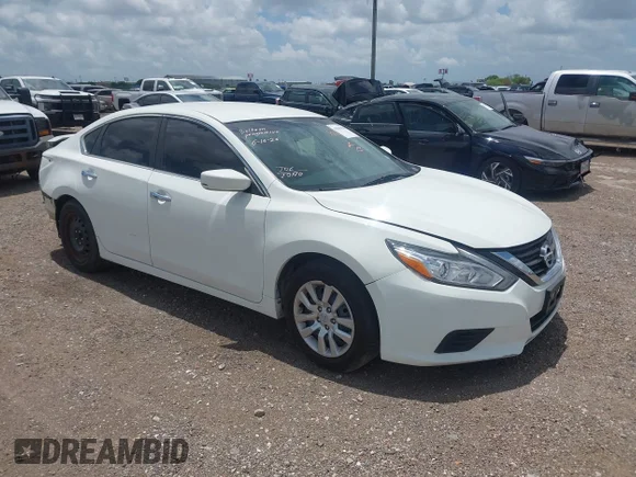 ✅ 2016 Nissan Altima S • VIN: 1N4AL3AP5GN346282 • Лот: 45501458. Опубліковано раніше на IAAI з пробігом 157 111 миль. Безкоштовний доступ до архіву аукціонних продажів зі США та докладний звіт про історію автомобіля на DreamBid. Зображення 1.