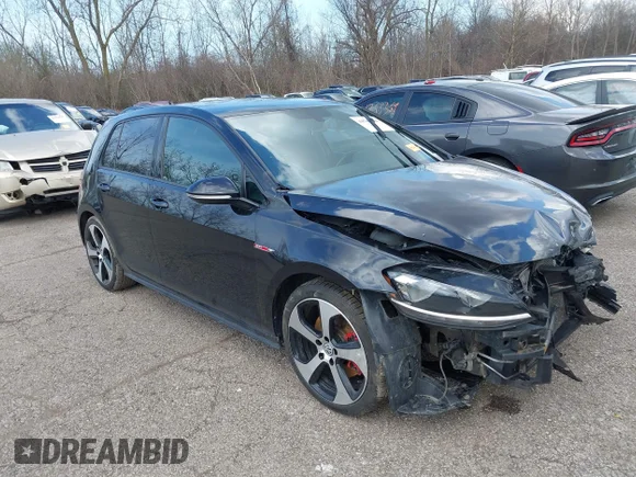 ✅ 2018 Volkswagen Golf GTI S • VIN: 3VW447AU7JM259998 • Lot: 44748634. Wystawiony na IAAI z przebiegiem 50 515 mil. Bezpłatny archiwum sprzedaży aukcyjnych z USA i szczegółowy raport historii pojazdu na DreamBid. Zdjęcie 1.