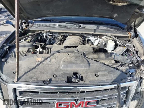 ✅ 2015 GMC Yukon SLT • VIN: 1GKS1BKC6FR532628 • Lot: 44450959. Wystawiony na IAAI z przebiegiem 257 087 mil. Bezpłatny archiwum sprzedaży aukcyjnych z USA i szczegółowy raport historii pojazdu na DreamBid. Zdjęcie 10.
