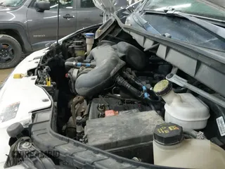 ✅ 2016 Ford Transit Cargo • VIN: 1FTYR1ZM3GKA60048 • Lot: 43660677. Listed on IAAI with Not provided. Free auction sales archive from the USA and detailed vehicle history report at DreamBid. Image 12.