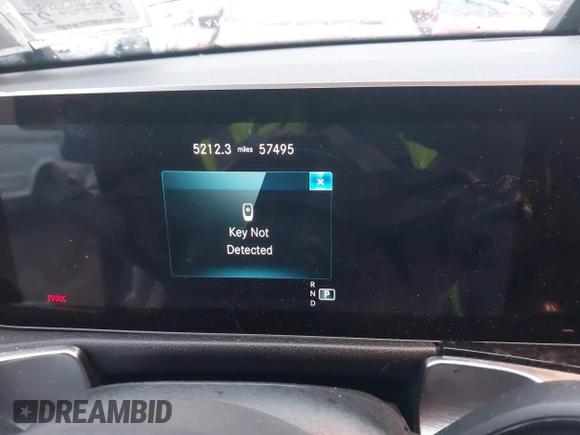 ✅ 2020 Mercedes-Benz GLB 250 • VIN: WDC4M4HB3LW006972 • Lot: 44149084. Wystawiony na IAAI z przebiegiem 57 495 mil. Bezpłatny archiwum sprzedaży aukcyjnych z USA i szczegółowy raport historii pojazdu na DreamBid. Zdjęcie 7.