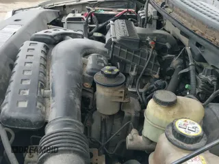 ✅ 2005 Ford F-150 XLT • VIN: 1FTPW14565FA73628 • Lot: 43758499. Listed on IAAI with 253,321 mi. Free auction sales archive from the USA and detailed vehicle history report at DreamBid. Image 12.