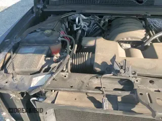 ✅ 2018 GMC Yukon XL SLT • VIN: 1GKS2GKC4JR301701 • Лот: 81380125. Опубликован ранее на Copart с пробегом 85 987 миль. Бесплатный доступ к архиву аукционных продаж из США и подробный отчёт об истории автомобиля на DreamBid. Изображение 15.