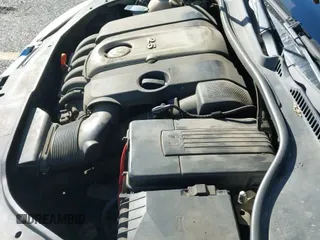 ✅ 2005 Volkswagen Jetta 2.5L • VIN: 3VWSG71K55M634564 • Lot: 43783235. Listed on IAAI with 286,568 mi. Free auction sales archive from the USA and detailed vehicle history report at DreamBid. Image 17.