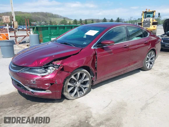 ✅ 2015 Chrysler 200 C • VIN: 1C3CCCEG8FN589293 • Lot: 44924221. Wystawiony na IAAI z przebiegiem 183 886 mil. Bezpłatny archiwum sprzedaży aukcyjnych z USA i szczegółowy raport historii pojazdu na DreamBid. Zdjęcie 2.