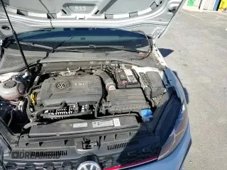 ✅ 2019 Volkswagen Golf GTI S • VIN: 3VW5T7AU2KM002983 • Lot: 82236235. Wystawiony na Copart z przebiegiem 73 057 mil. Bezpłatny archiwum sprzedaży aukcyjnych z USA i szczegółowy raport historii pojazdu na DreamBid. Zdjęcie 15.