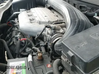 ✅ 2006 Saturn VUE • VIN: 5GZCZ53426S827704 • Lot: 43784957. Wystawiony na IAAI z przebiegiem 160 187 mil. Bezpłatny archiwum sprzedaży aukcyjnych z USA i szczegółowy raport historii pojazdu na DreamBid. Zdjęcie 19.