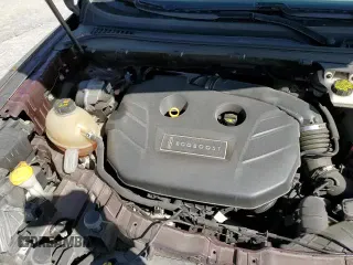 ✅ 2017 Lincoln MKC Select • VIN: 5LMTJ2DH0HUL13018 • Lot: 48191725. Wystawiony na Copart z przebiegiem 100 520 mil. Bezpłatny archiwum sprzedaży aukcyjnych z USA i szczegółowy raport historii pojazdu na DreamBid. Zdjęcie 15.