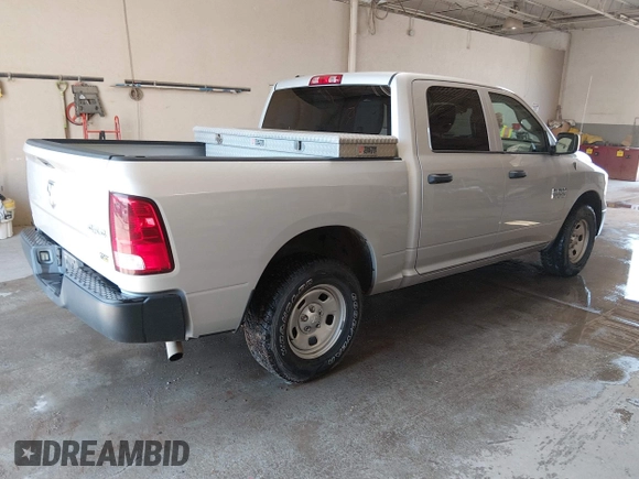 ✅ 2014 Ram 1500 Tradesman • VIN: 1C6RR7KG6ES351482 • Lot: 44895088. Wystawiony na IAAI z przebiegiem 31 951 mil. Bezpłatny archiwum sprzedaży aukcyjnych z USA i szczegółowy raport historii pojazdu na DreamBid. Zdjęcie 4.