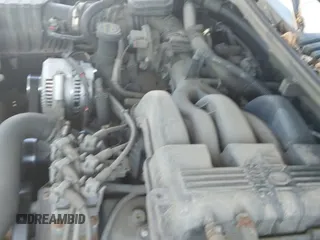 ✅ 2006 Ford Explorer XLS • VIN: 1FMEU72E96UB27905 • Lot: 43224728. Wystawiony na IAAI z przebiegiem 127 519 mil. Bezpłatny archiwum sprzedaży aukcyjnych z USA i szczegółowy raport historii pojazdu na DreamBid. Zdjęcie 19.